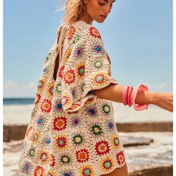 Crochet square neck mini dress - Picture 3 of 3